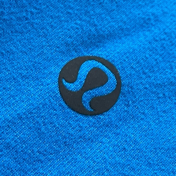 Half zip Lululemon sweatshirt - Picture 2 of 5